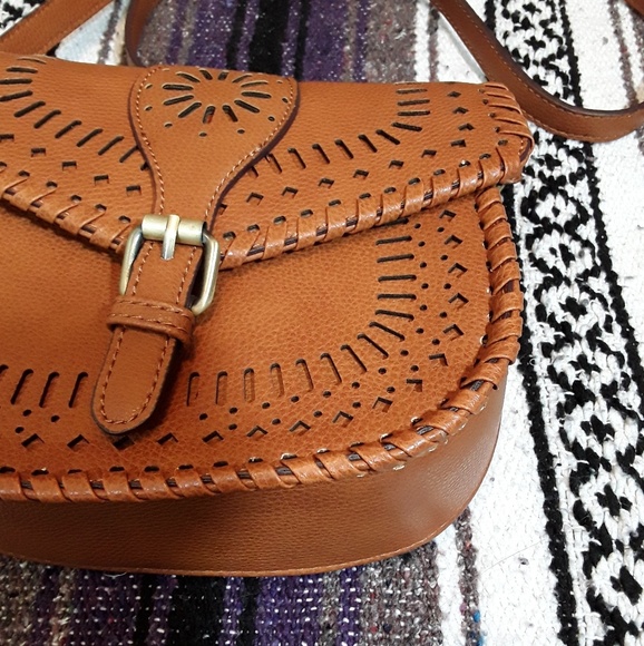 Sole Society Handbags - ⬇ Sole Society Boho Style Crossbody Tan Purse